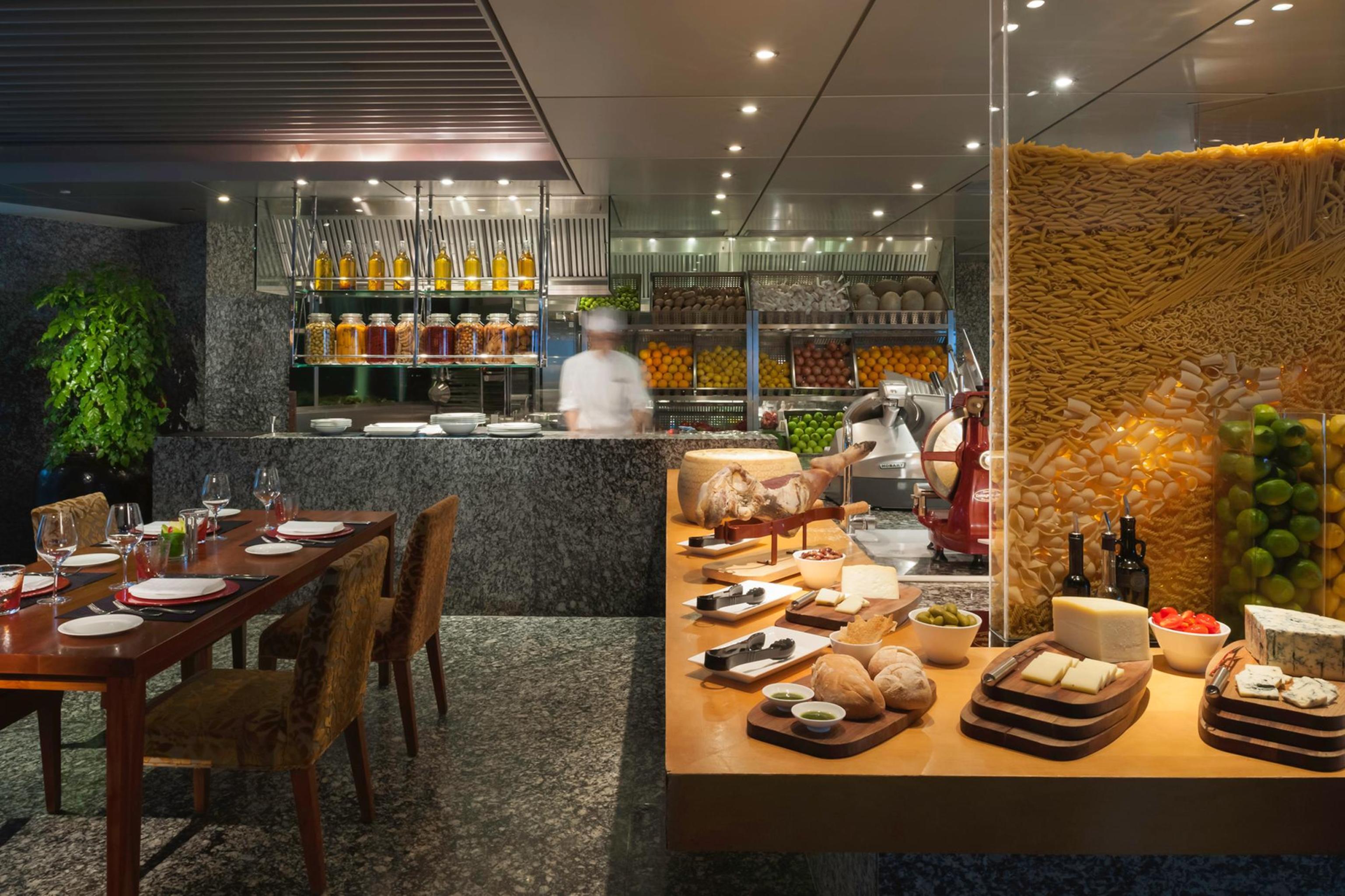 Marco Polo Hongkong Hotel Exterior photo The kitchen at the restaurant